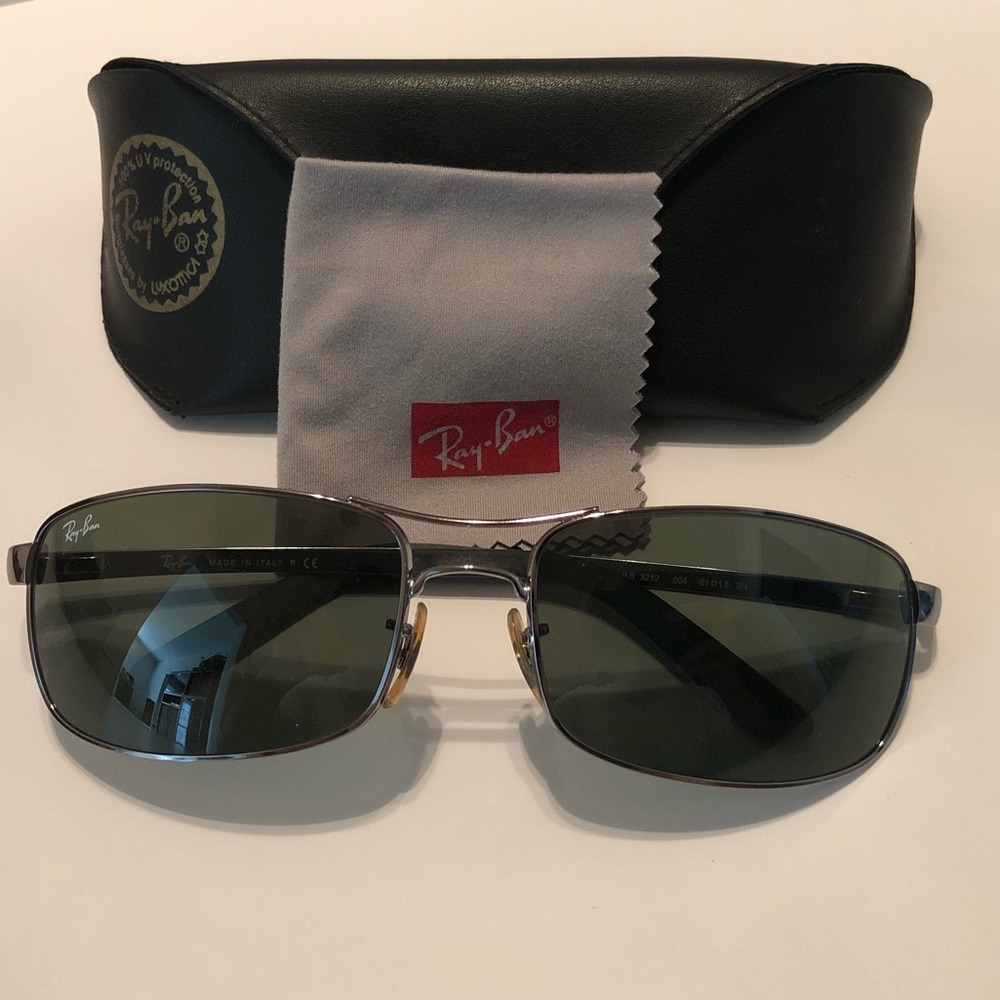 Ray-Ban RB 3212 “Flight Senior” Sunglasses